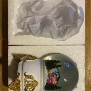 Taylor Swift Lover Snow globe